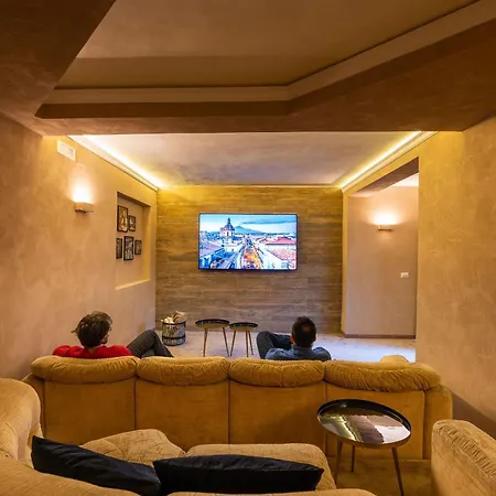 La Vittoria Sicilian Villa *
