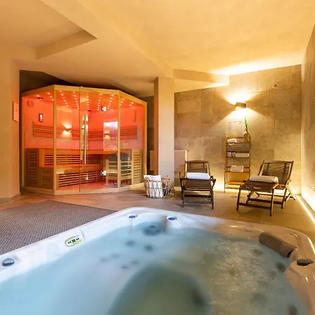 La Vittoria Sicilian Villa Trecastagni