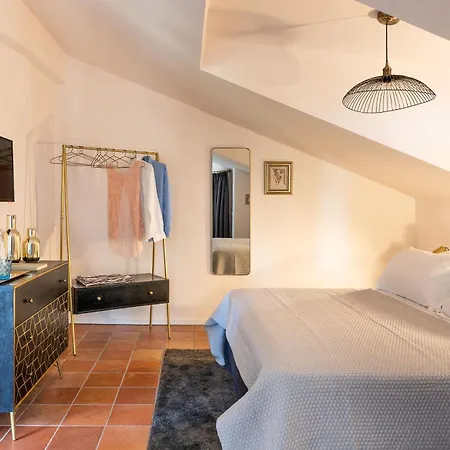 La Vittoria Sicilian * Trecastagni